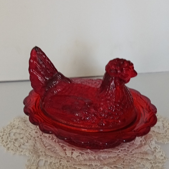 Mosser Ruby Red Hen On Nest. This Piece Has A Cadium Glow And It Is Very Rare - Picture 3 of 8